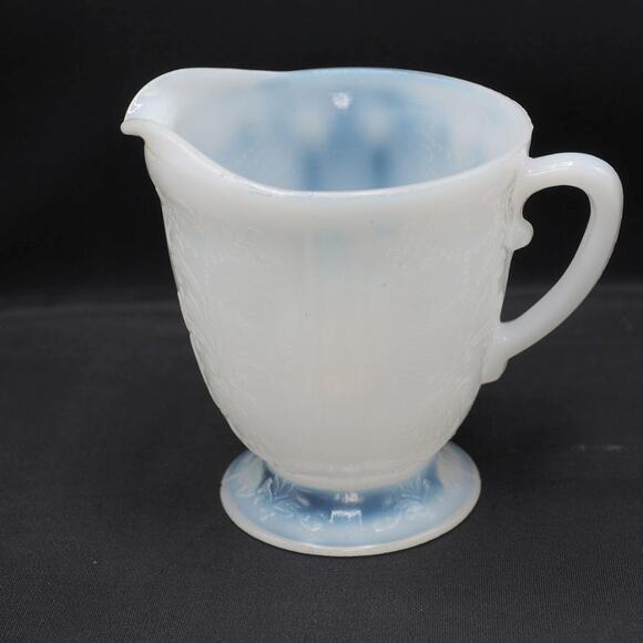 Macbeth Evans American Sweetheart White Creamer Sugar Set - Picture 3 of 6